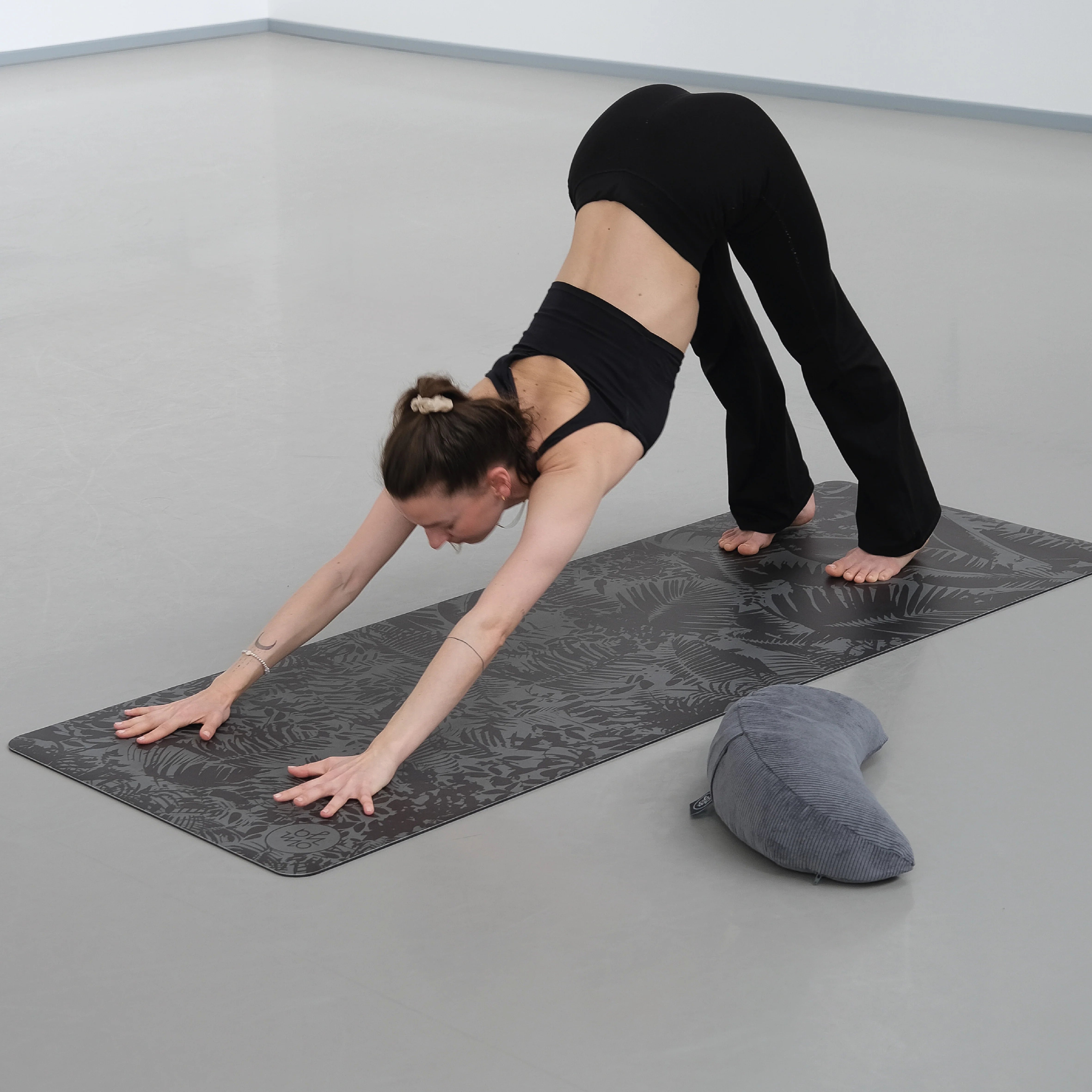 Advanced Grip Yogamatte (B-Ware) - Dark Botanic