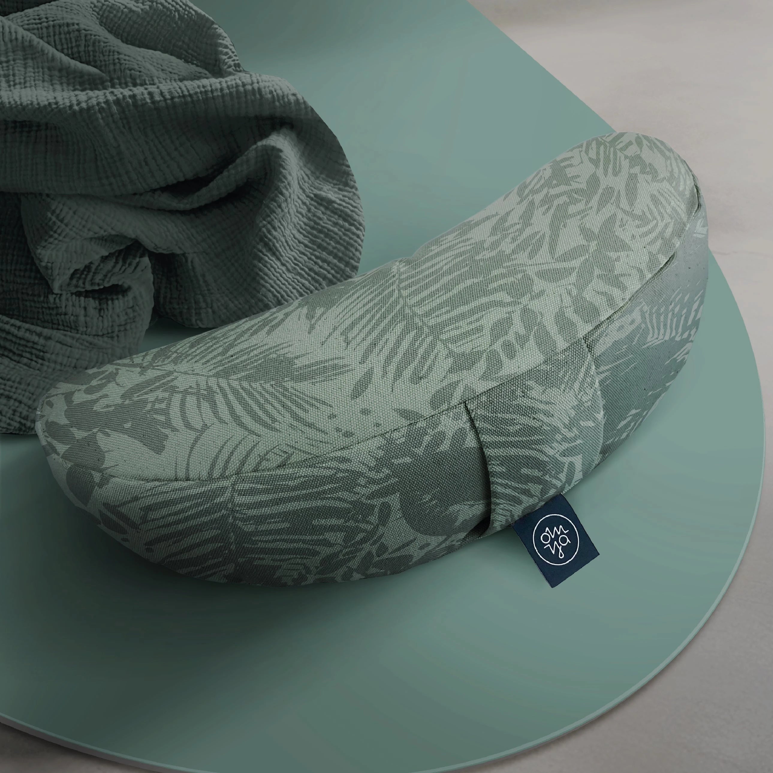 Design Yoga Halbmond Kissen - Green Botanic