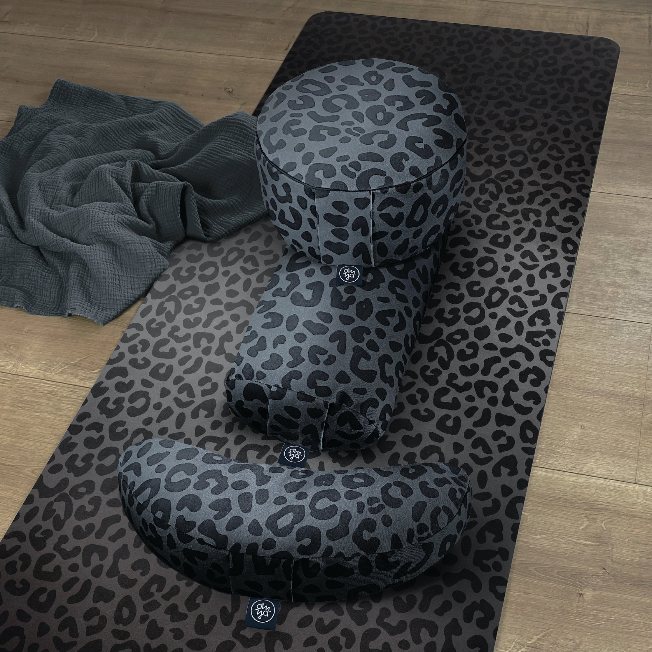 Design Yoga Bolster - Deep Wild