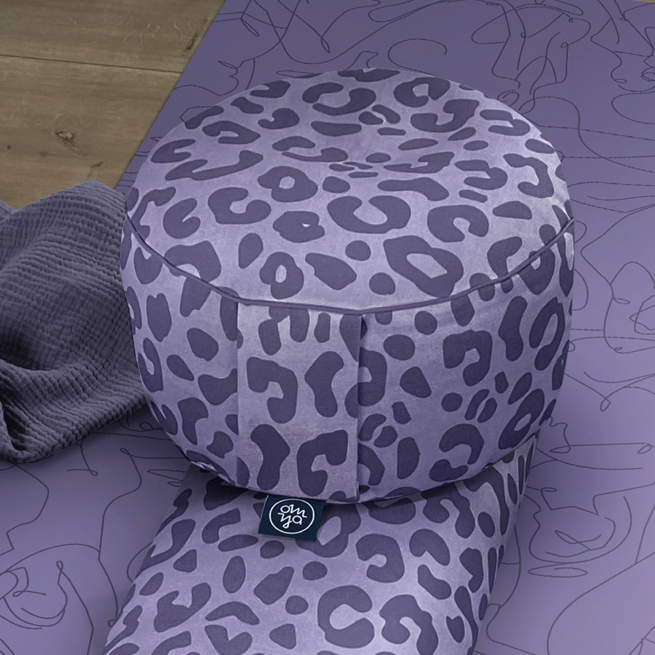 Design Yogakissen - Lavender Leo